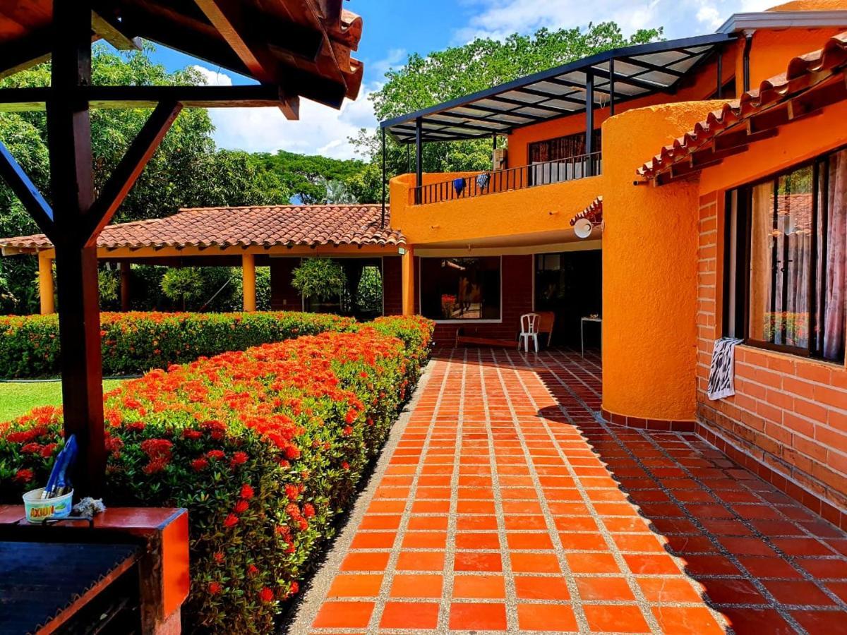 Finca Hacienda El Castillo Santa Fe De Antioquia Exterior foto